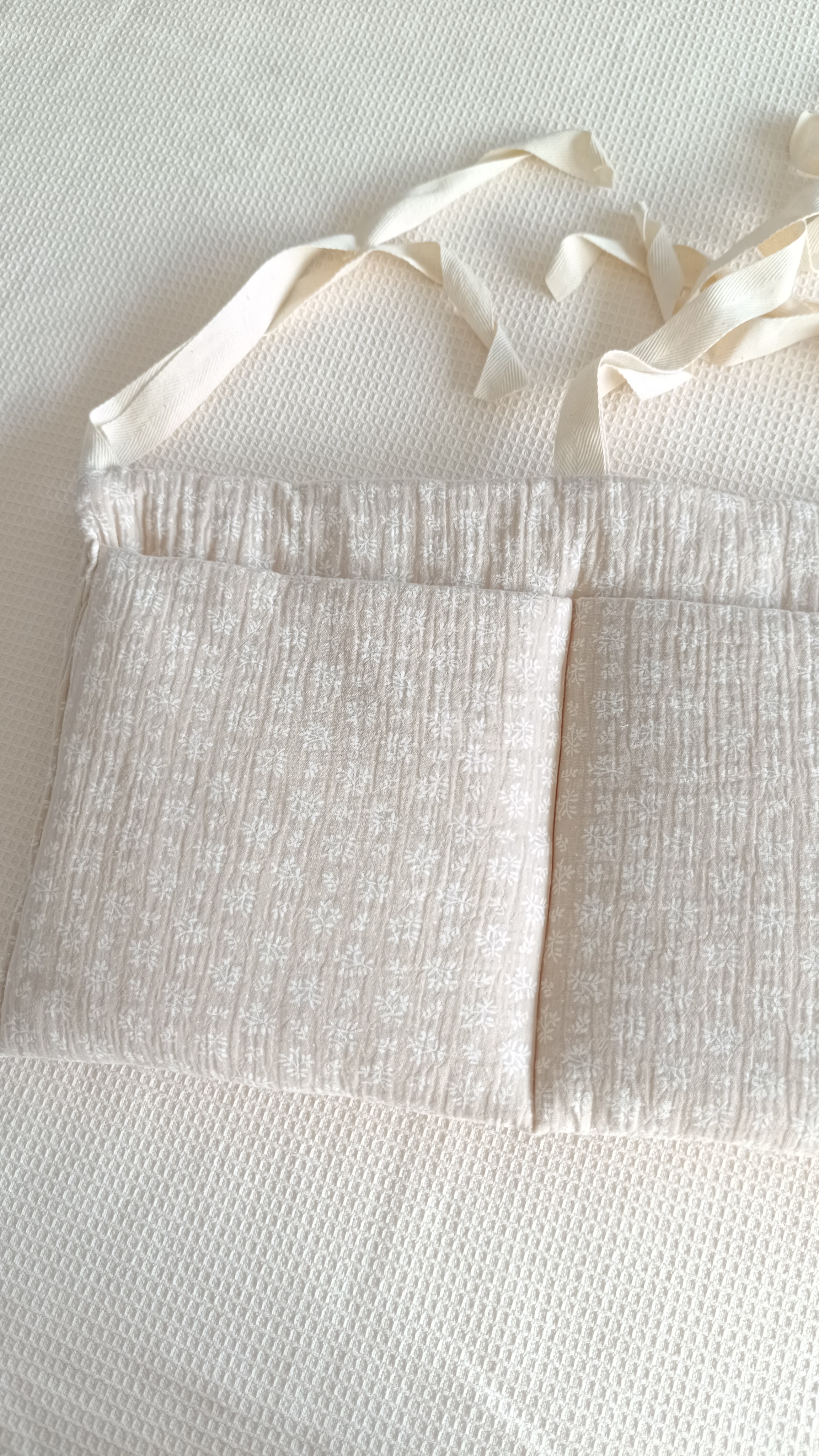 Range doudou mural - Lin français